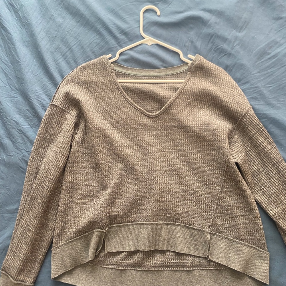 Aerie Gray V-Neck Sweater Soft Knit Classic